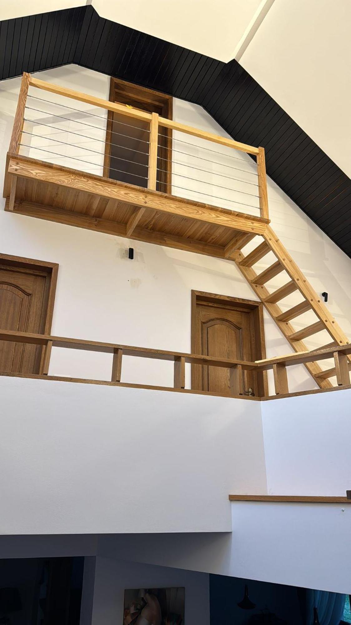 Evie'S Tree House Villa Dragomirna Buitenkant foto